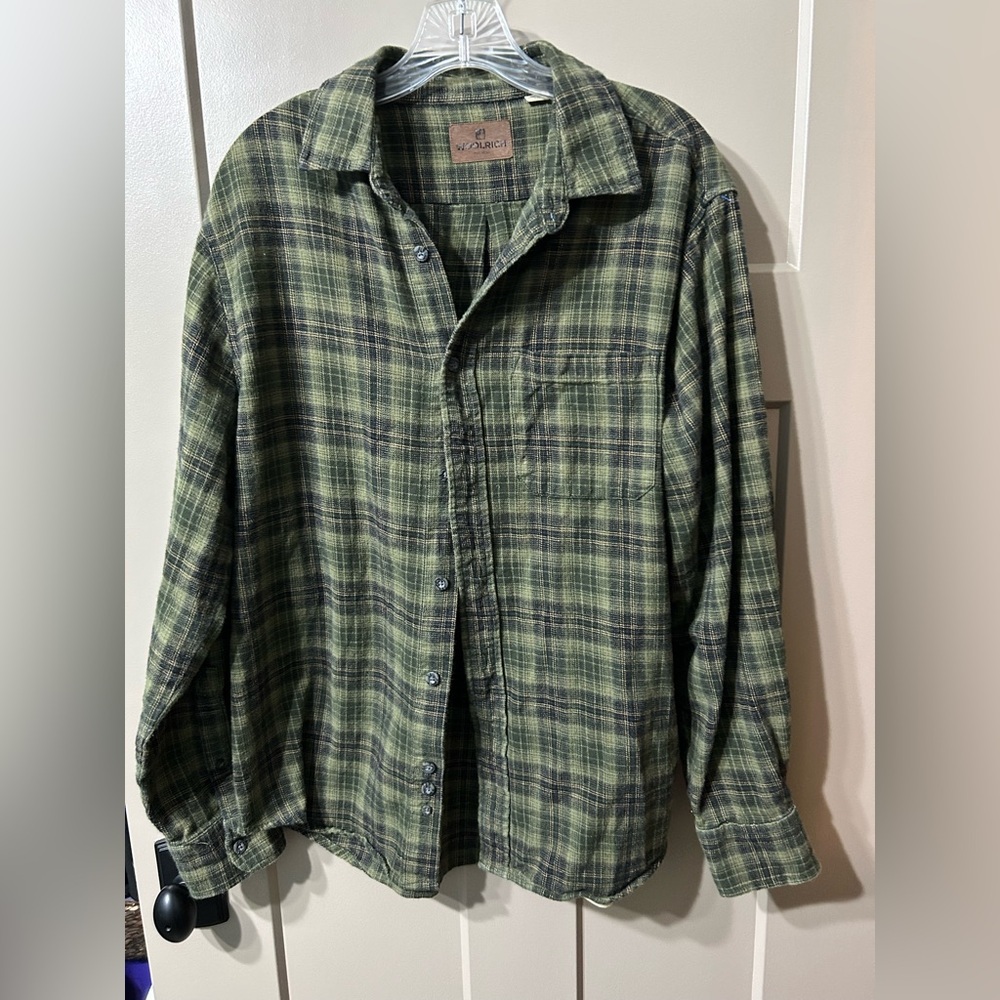 Woolrich Olive green Plaid Flannel Shirt Button up One pocket 💯 Cotton